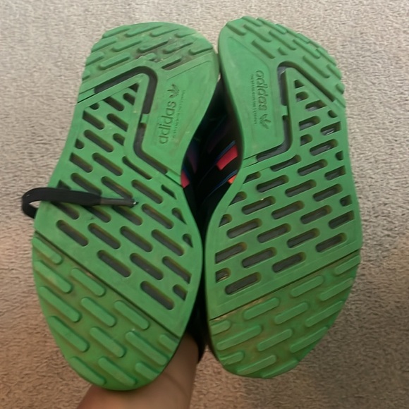 Adidas Sneaker - Picture 3 of 4